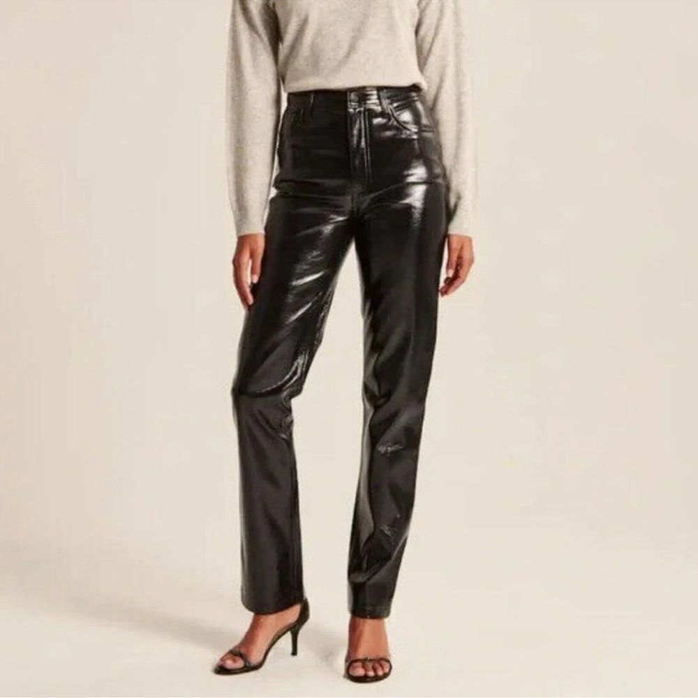 NWT Abercrombie and Fitch 90’s straight ultra high rise faux leather 26 Long
